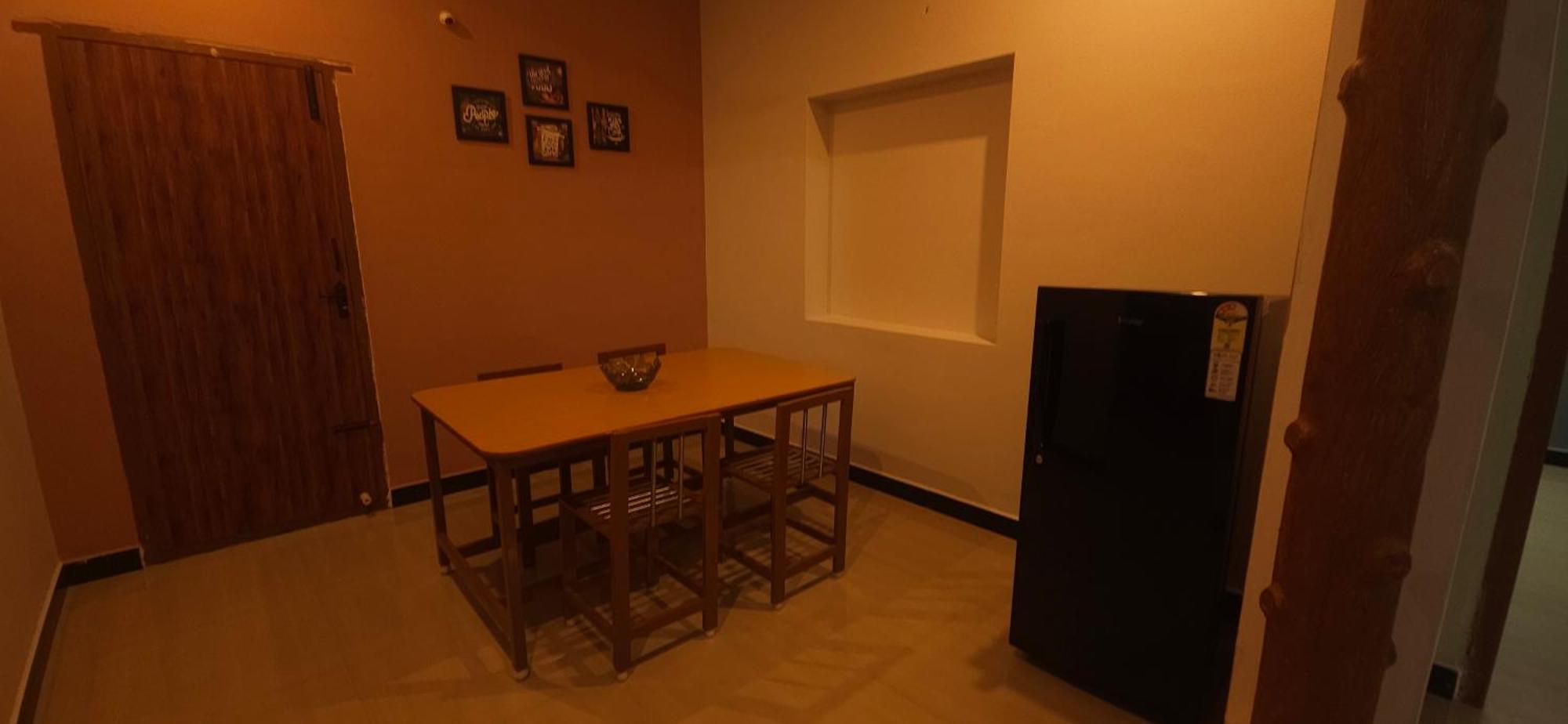 Shi'S Triveni Spacious 2Bhk Villa In Pappampatti, קוימבטור מראה חיצוני תמונה